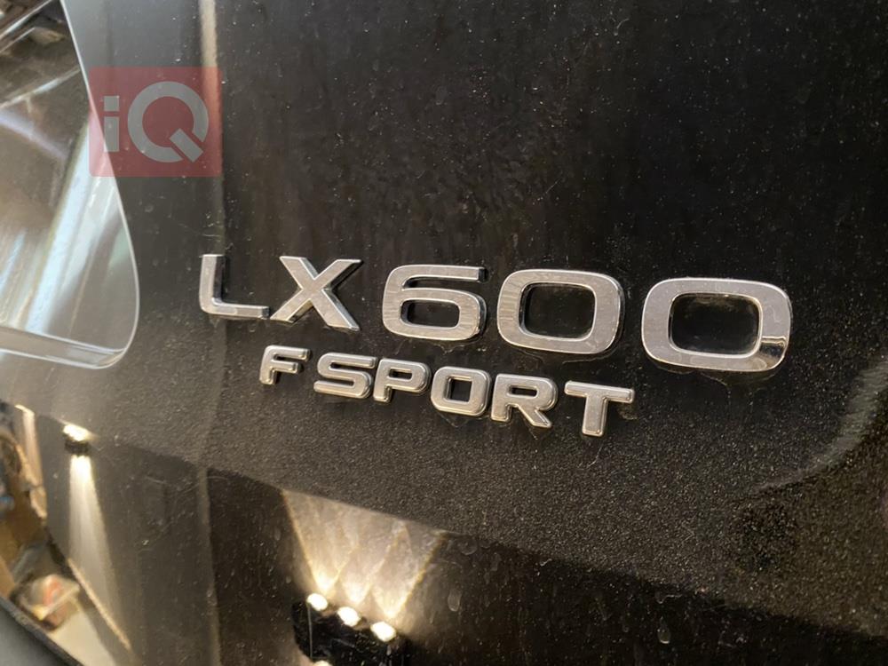 Lexus LX